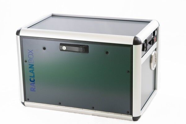 Raclan Box II - Charging box with integrated cooling system for lithium-ion batteries